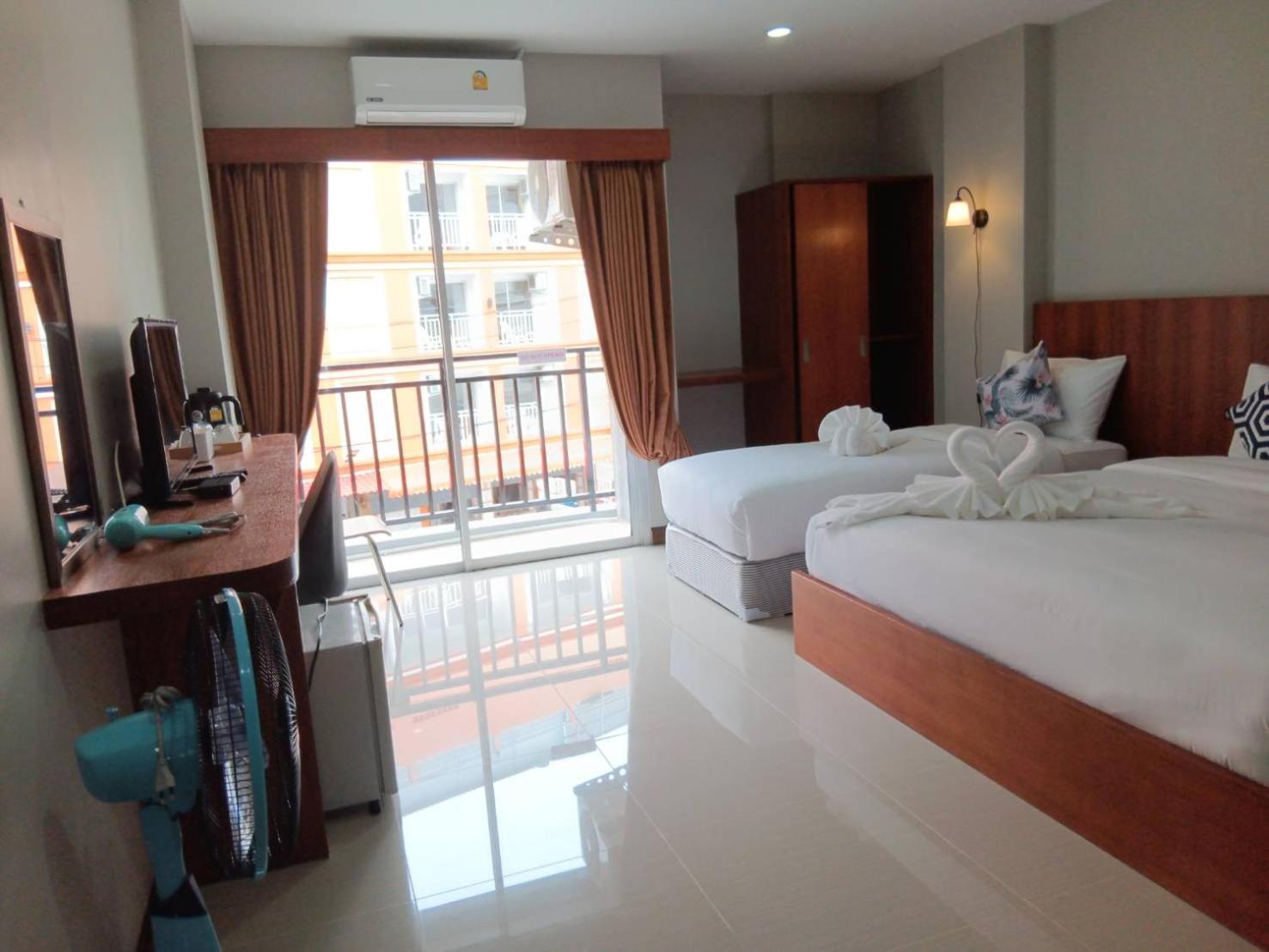 The Brown Boutique Patong Hotel ภายนอก รูปภาพ
